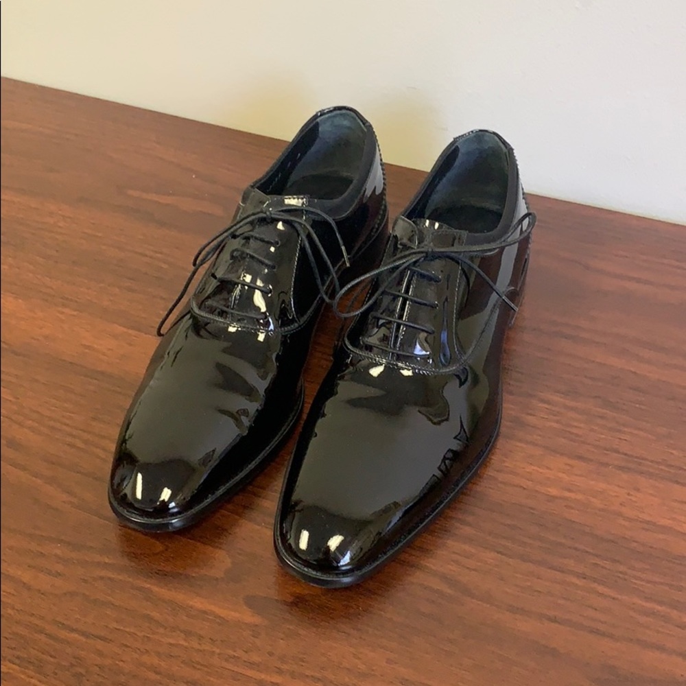 Men’s Ferragamo Lace Up Dress Shoes